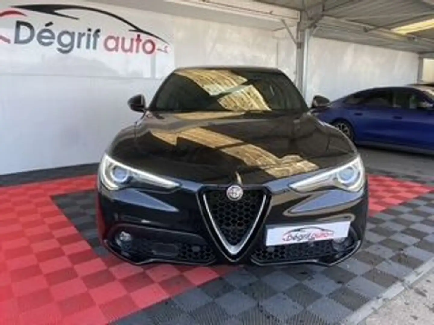 Alfa Romeo Stelvio MY22 2.2 160 ch AT8 Super Noir - 2