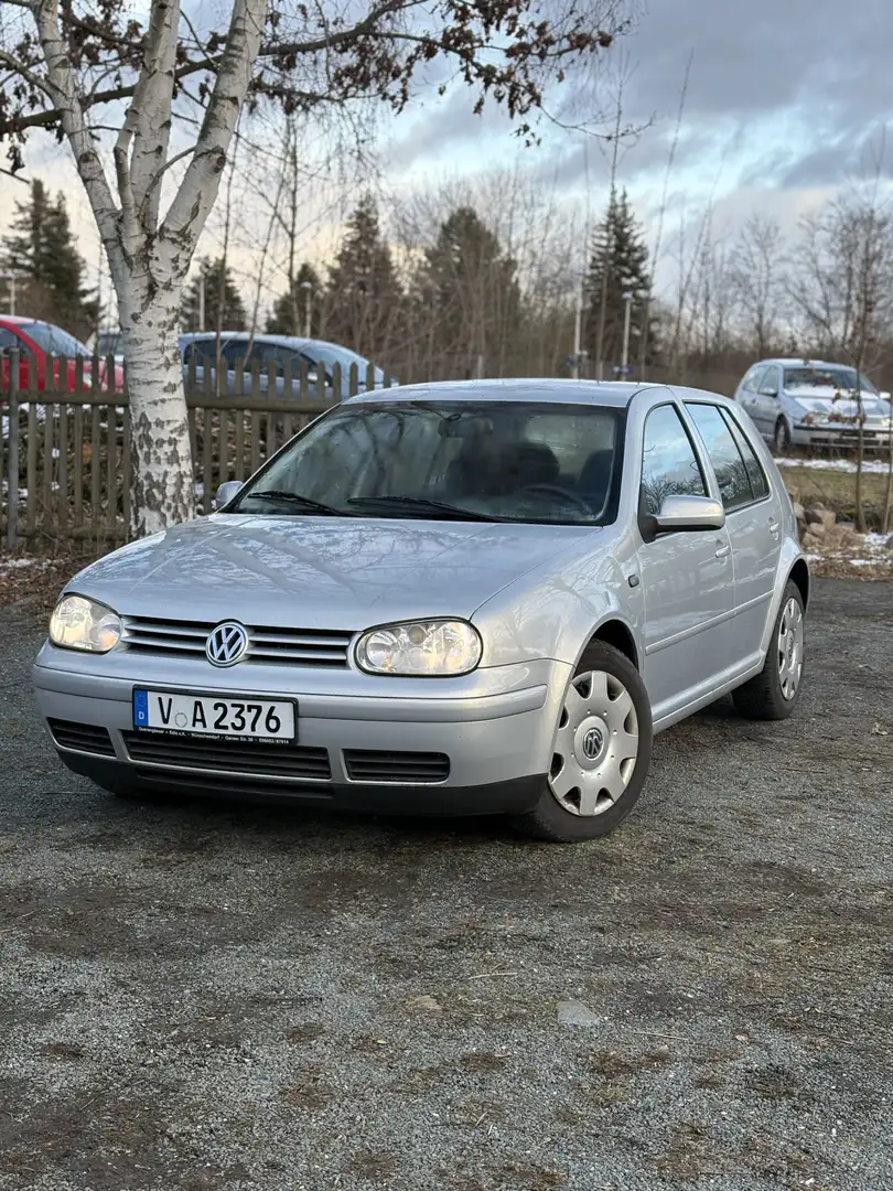 Volkswagen Golf 1.8 Highline - 2