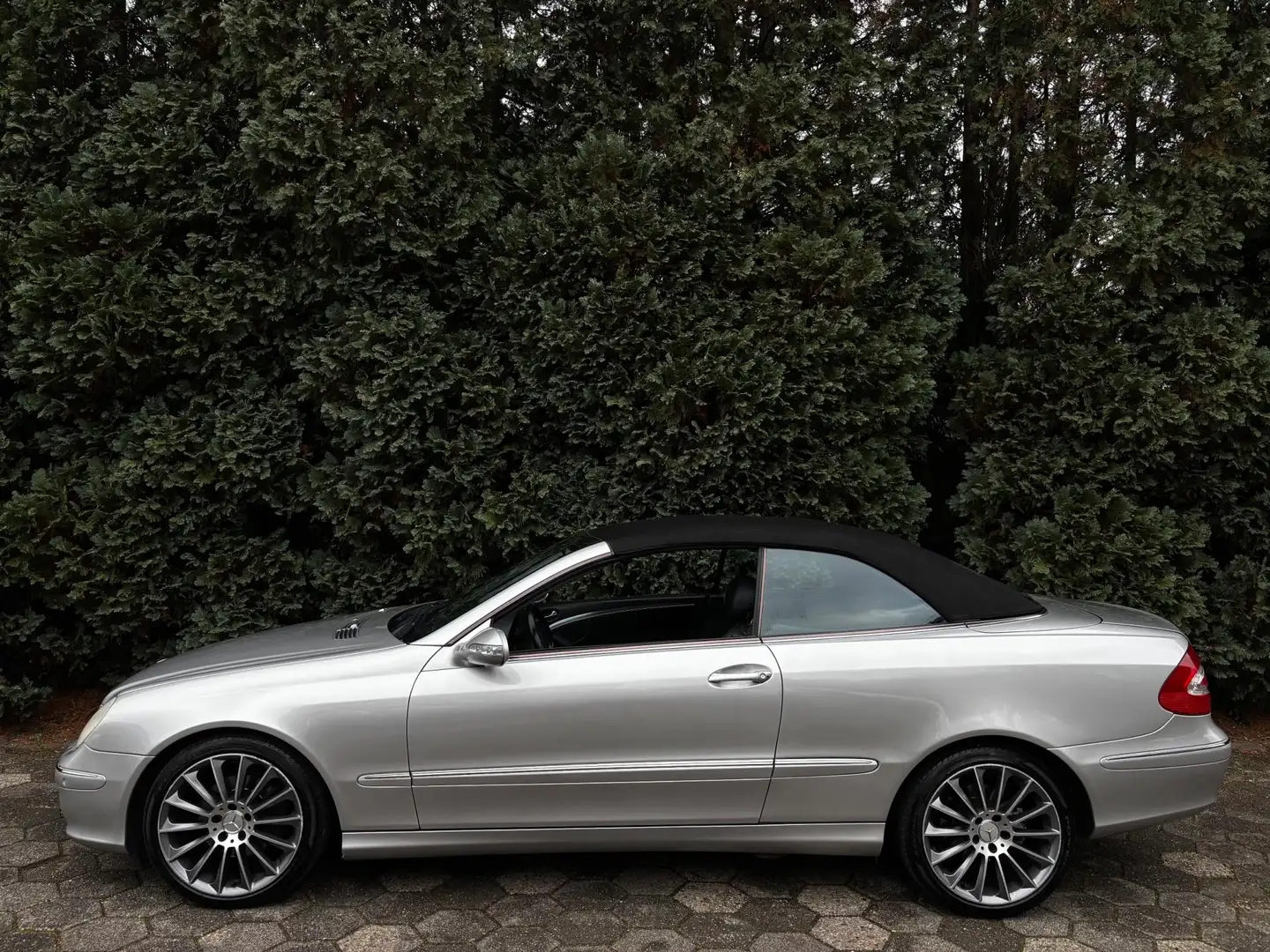 Mercedes-Benz CLK 240 Cabrio Elegance Grijs - 2
