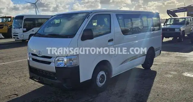 Toyota Hiace STANDARD ROOF  2.5L DIESEL - EXPORT OUT EU TROPICAL VERSION