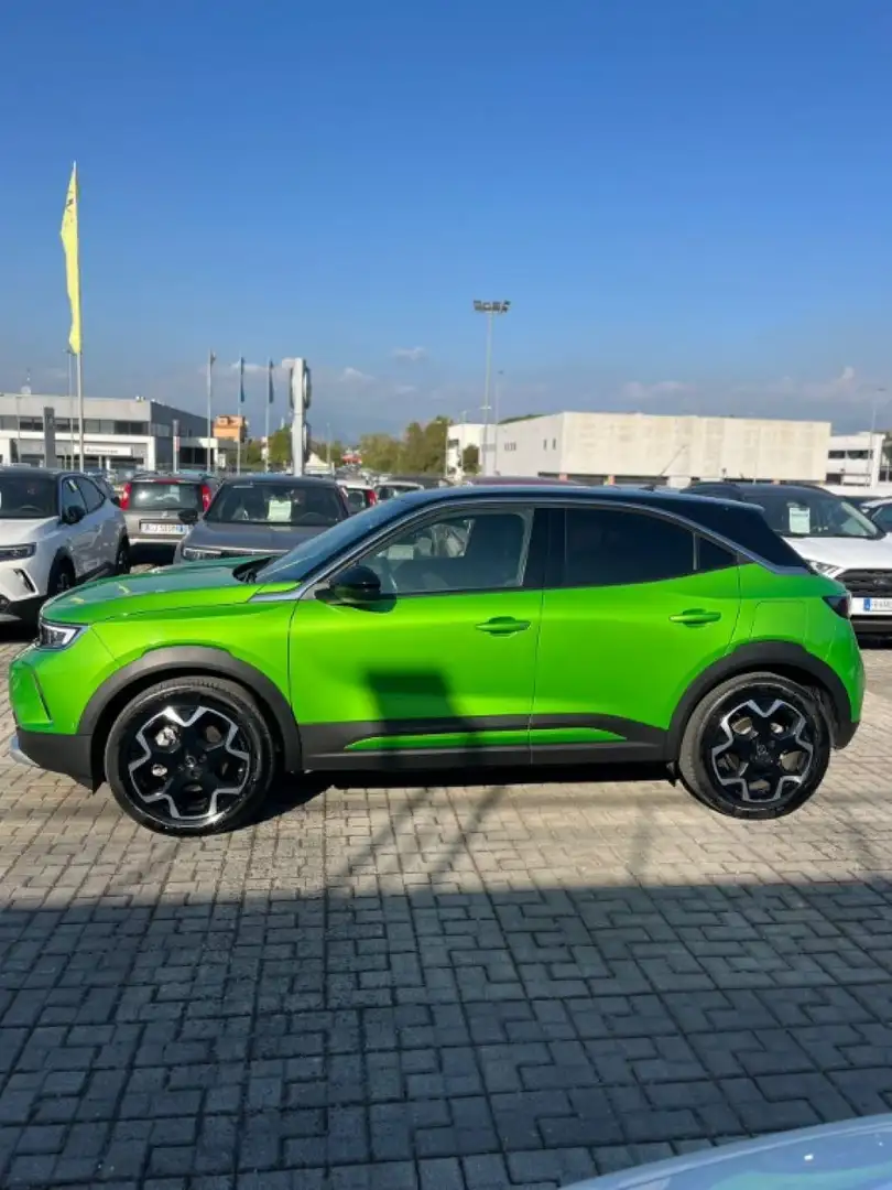 Opel Mokka-E Ultimate Verde - 2