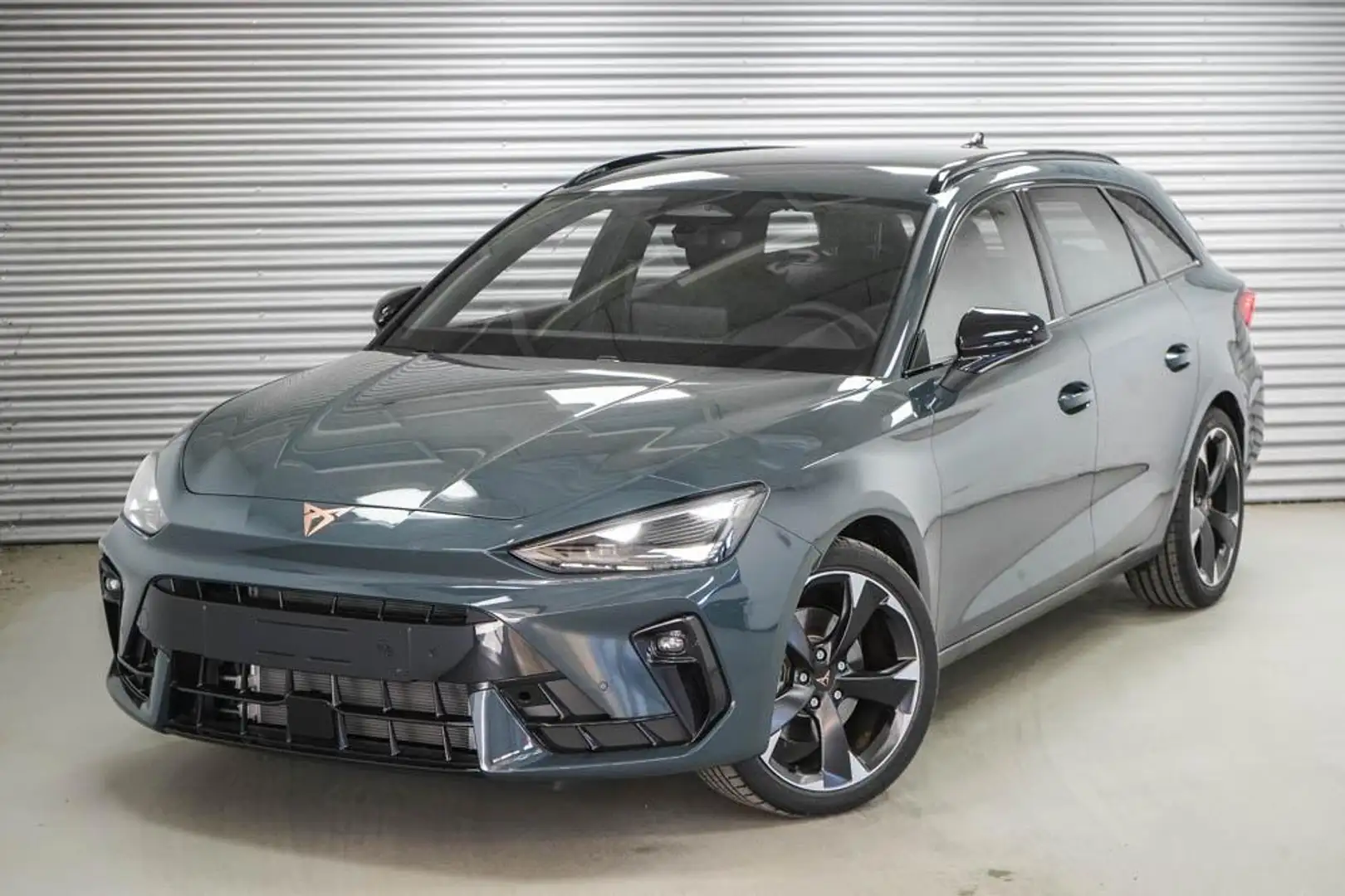 CUPRA Leon Sportstourer ST 2,0 TSI DSG 4x4 - LAGER 150 kW ... Blau - 1