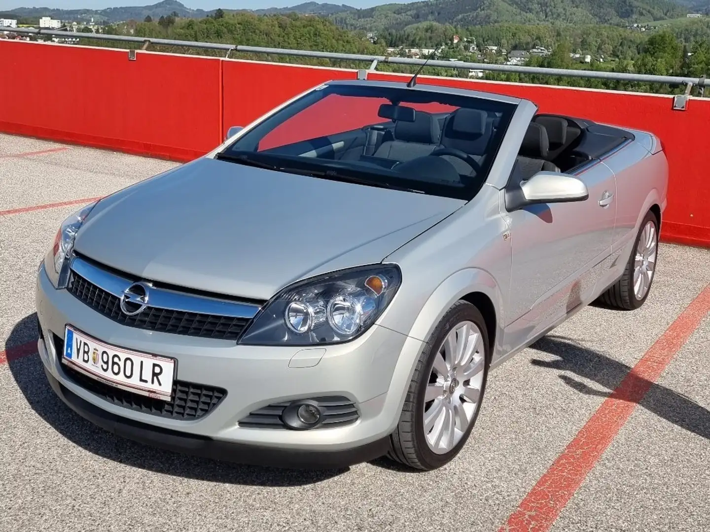 Opel Astra Twin Top 1.6 Edition brončana - 1