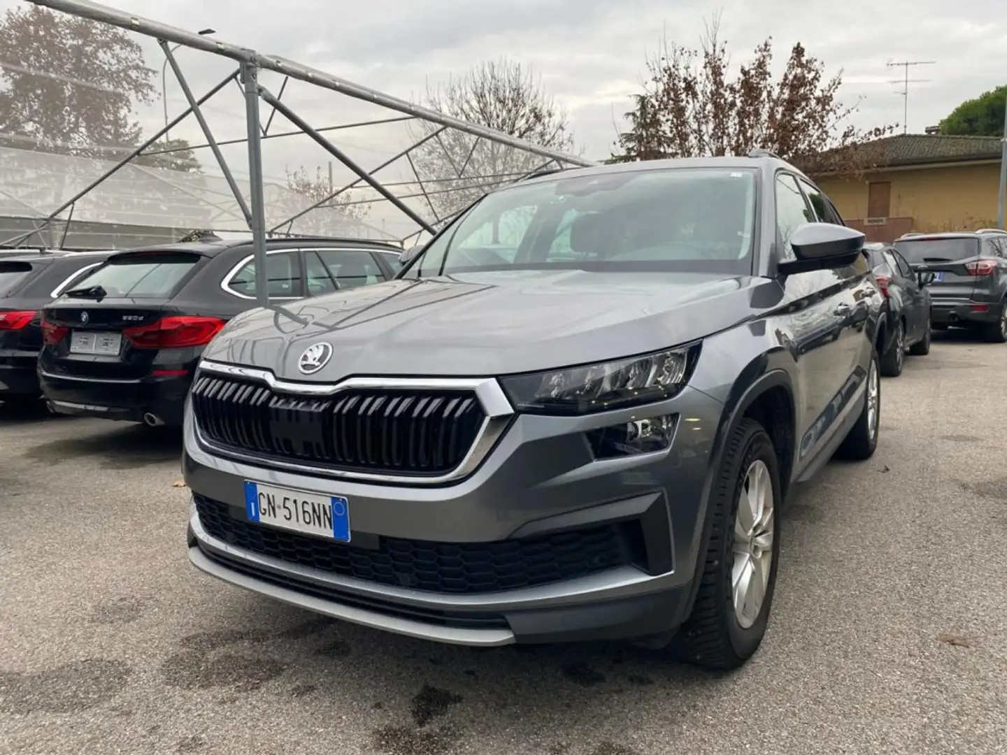 Skoda Kodiaq 2.0 TDI EVO SCR DSG 7 posti Style 4X4 Grigio - 2