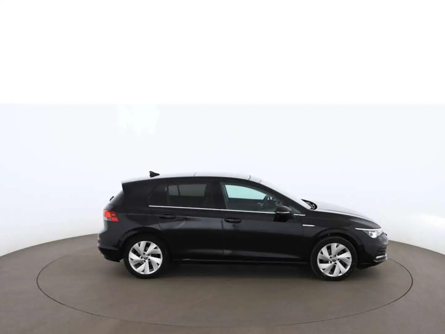 Volkswagen Golf VIII 1.5 TSI Style LED AHK SKY RADAR NAVI Schwarz - 2