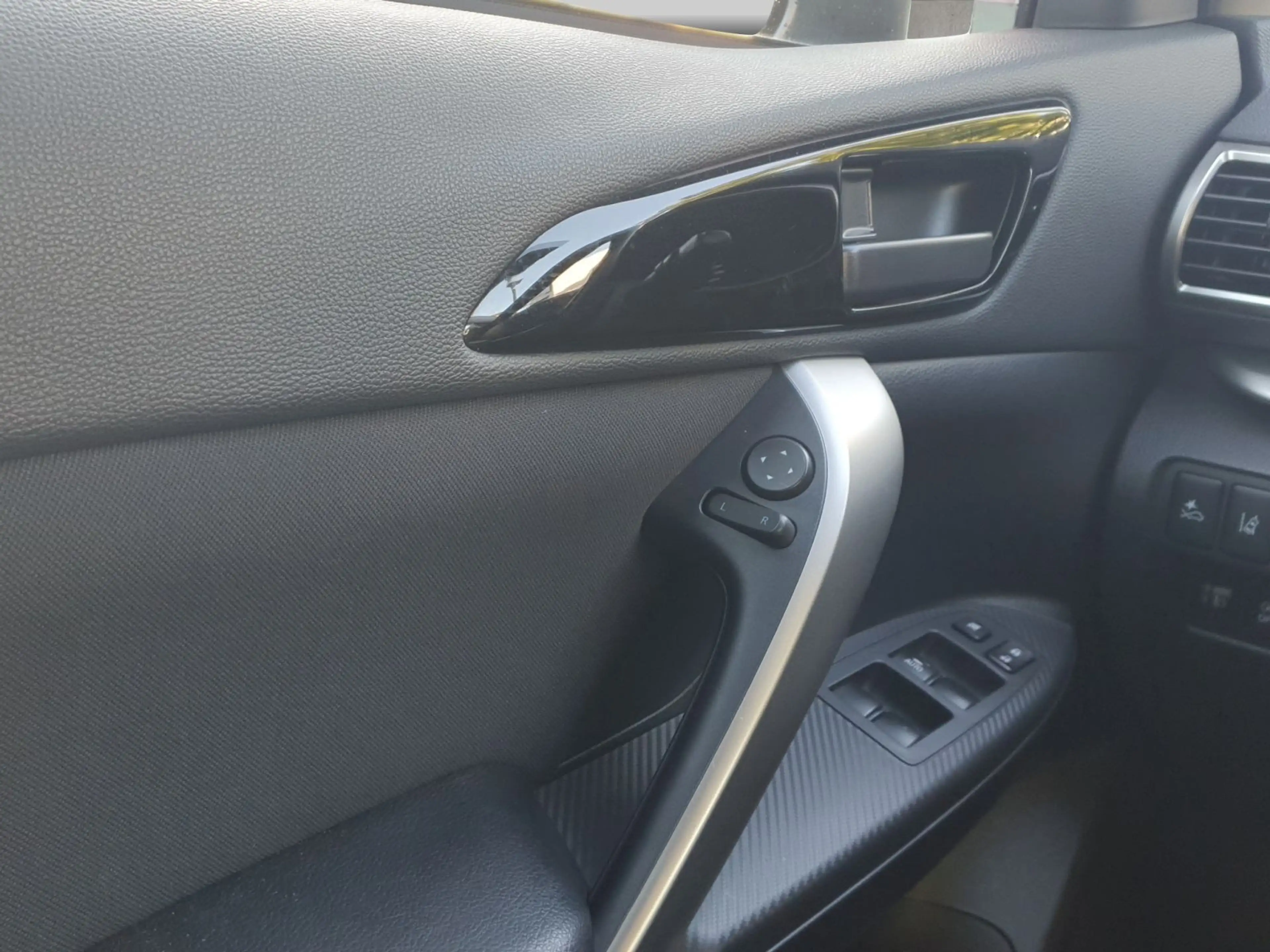 Mitsubishi Eclipse Cross Mitsubishi Eclipse Cross 120Kw — photo 12