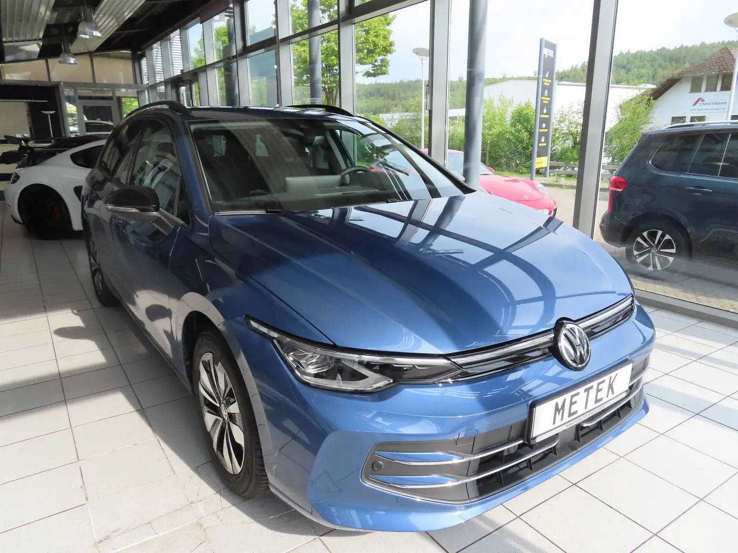 Volkswagen Golf VIII Variant 2.0 TDI Goal NAVI LED AHK Bleu - 2