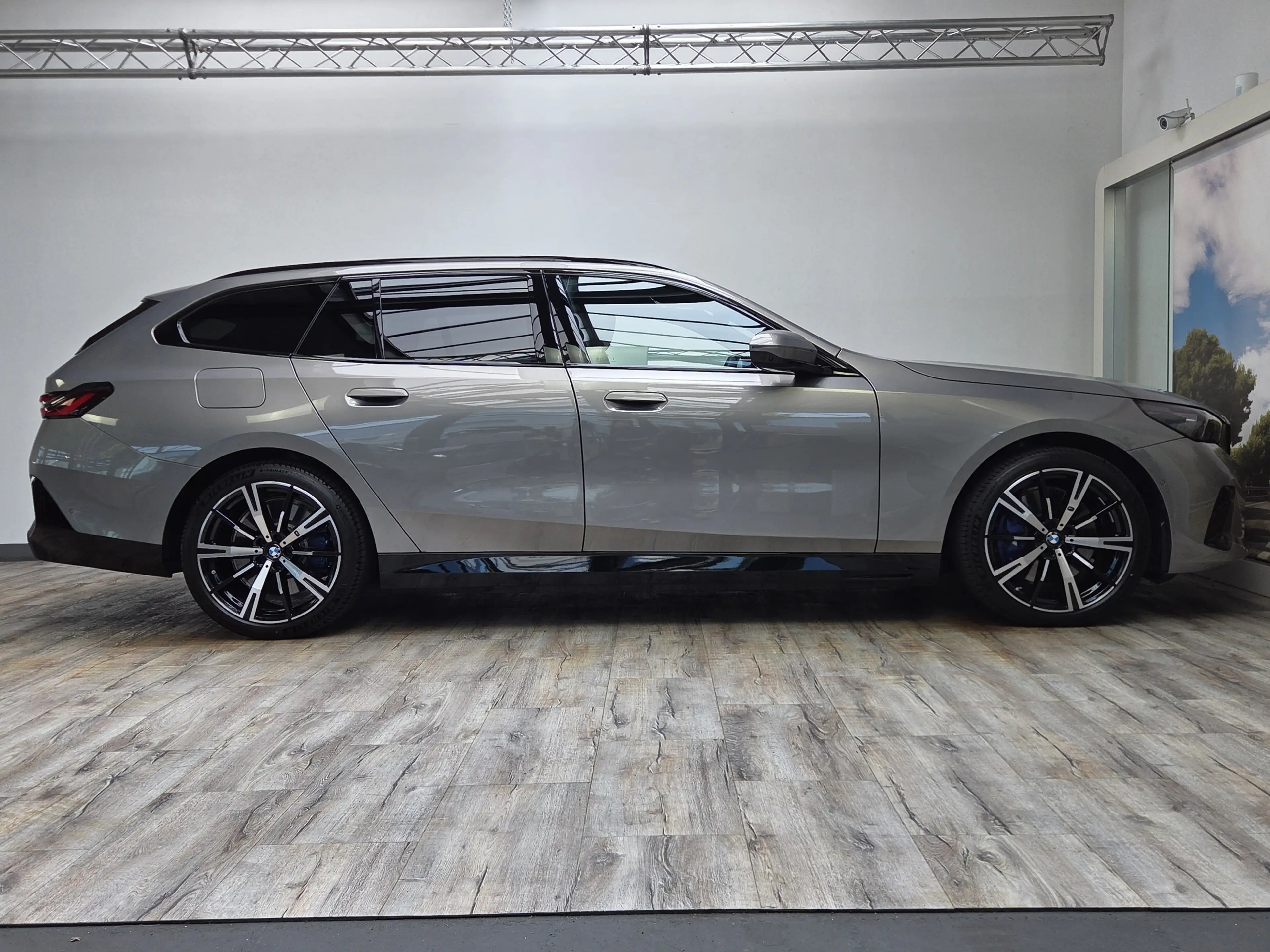 BMW 550 xDr M Sport Pro B&W 20Zoll AHK Sitzlüftung — photo 4