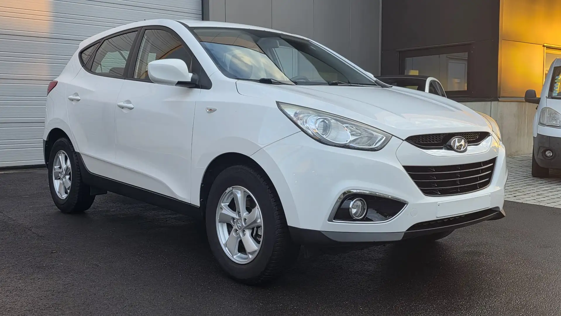 Hyundai iX35 ix35 1.7 CRDi 2WD Comfort Blanc - 2