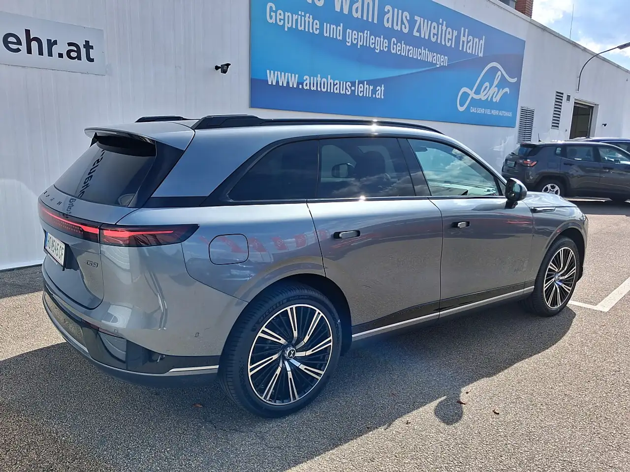 XPENG G9