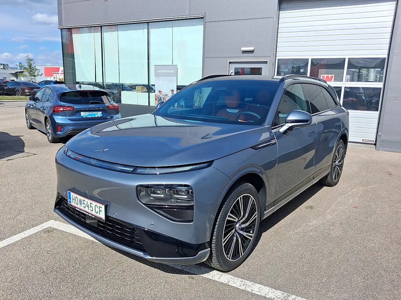 XPENG G9