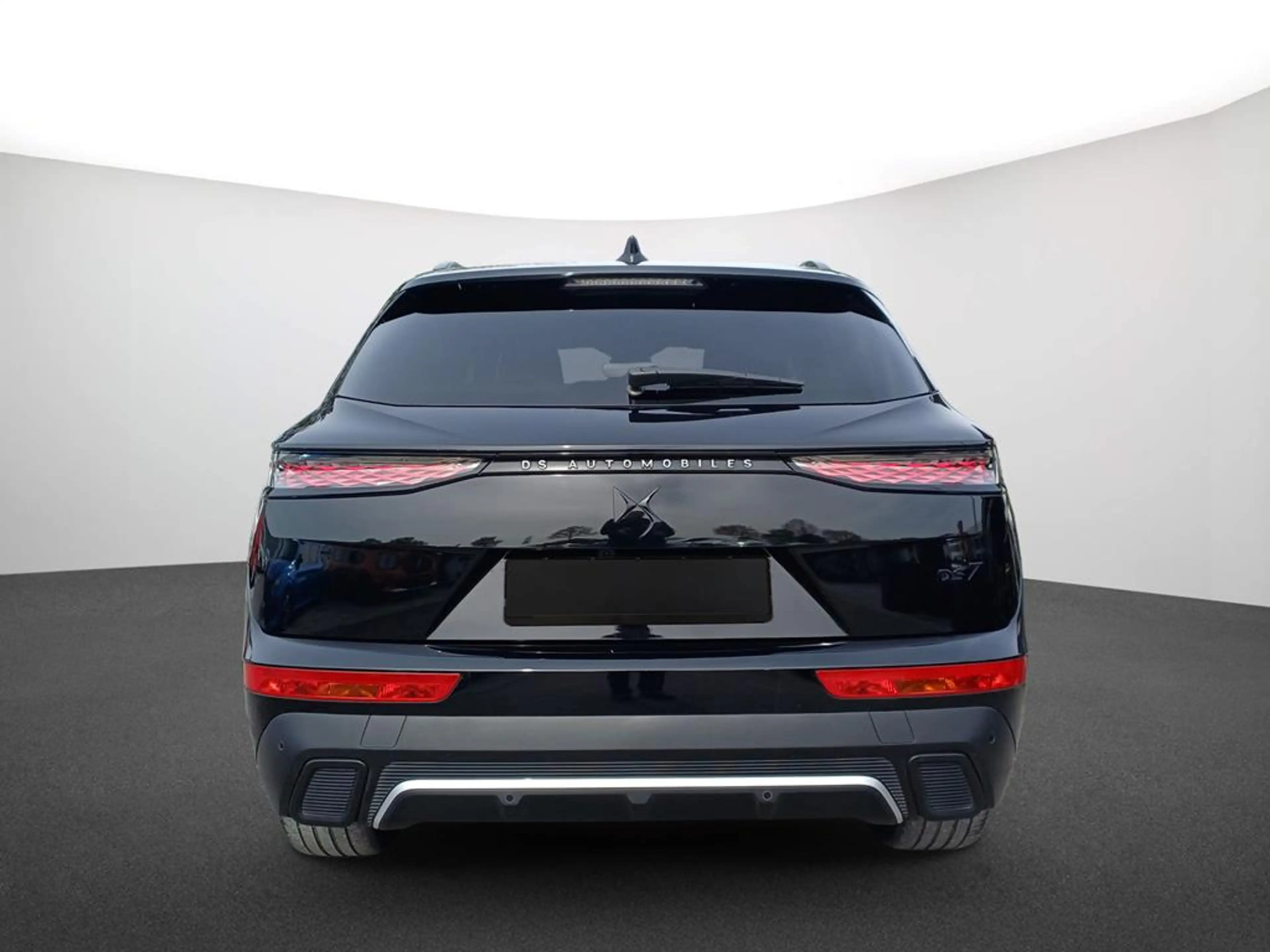DS Automobiles DS 7 Performance Line+ Blue HDI 130 — photo 4