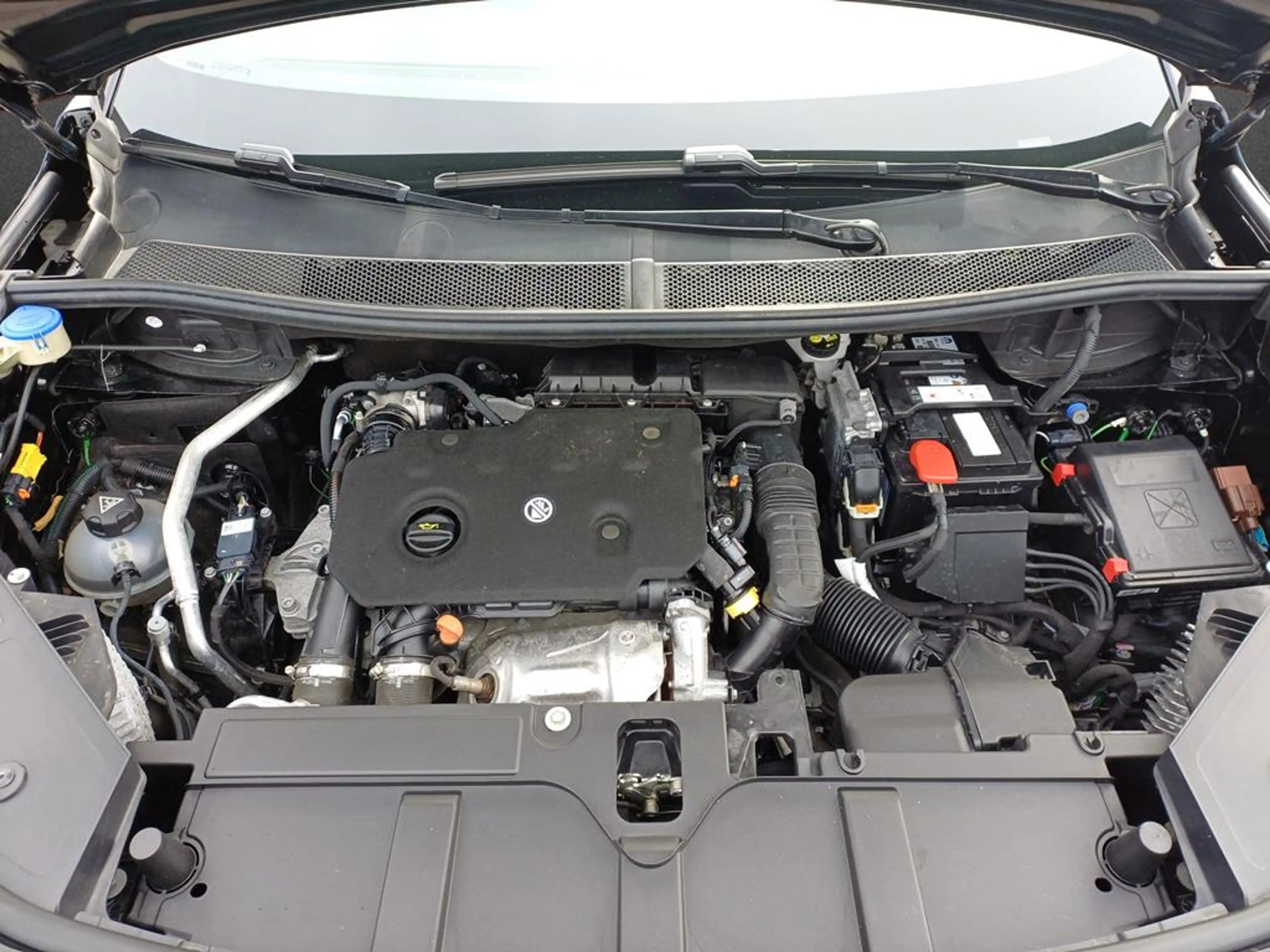 DS Automobiles DS 7 Performance Line+ Blue HDI 130 — photo 7