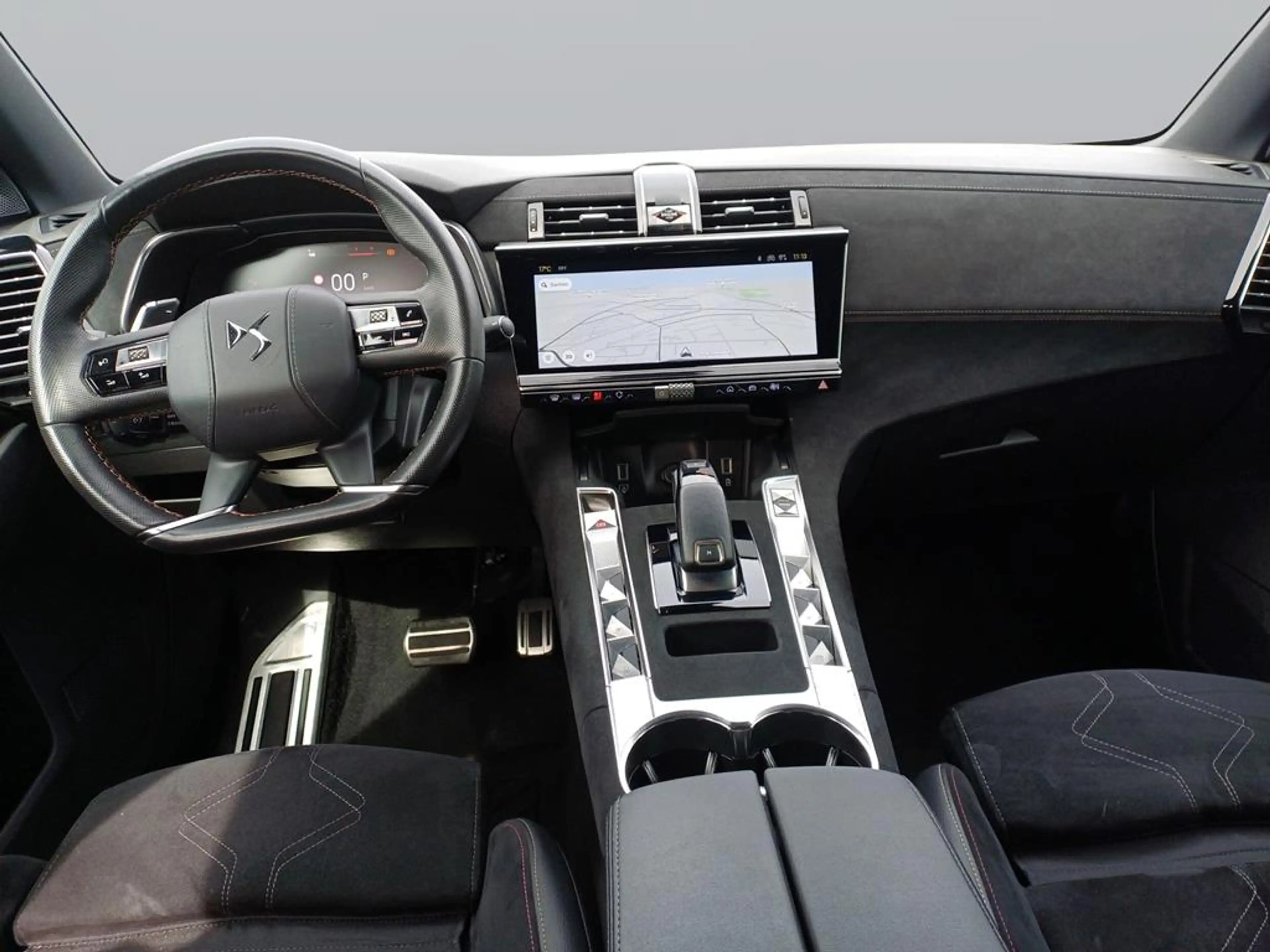 DS Automobiles DS 7 Performance Line+ Blue HDI 130 — photo 11