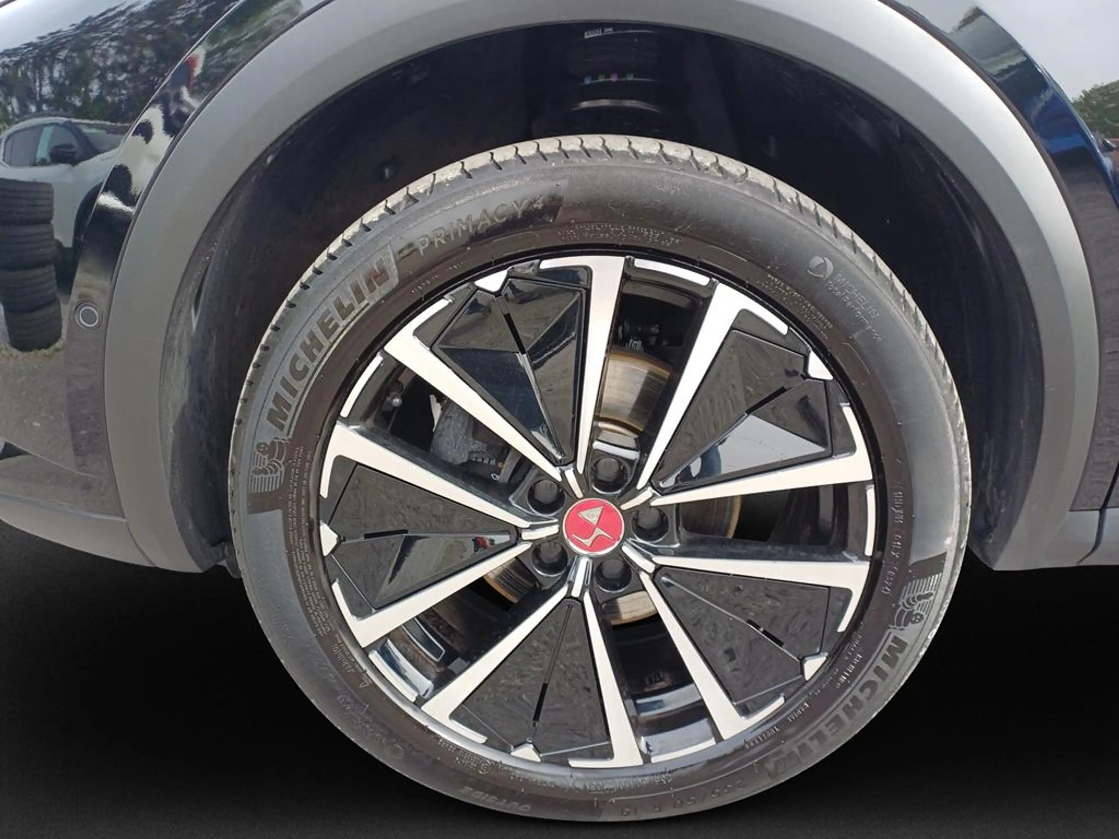 DS Automobiles DS 7 Performance Line+ Blue HDI 130 — photo 9