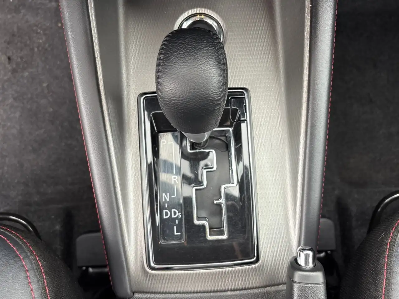 Mitsubishi RVR снимка Mitsubishi RVR