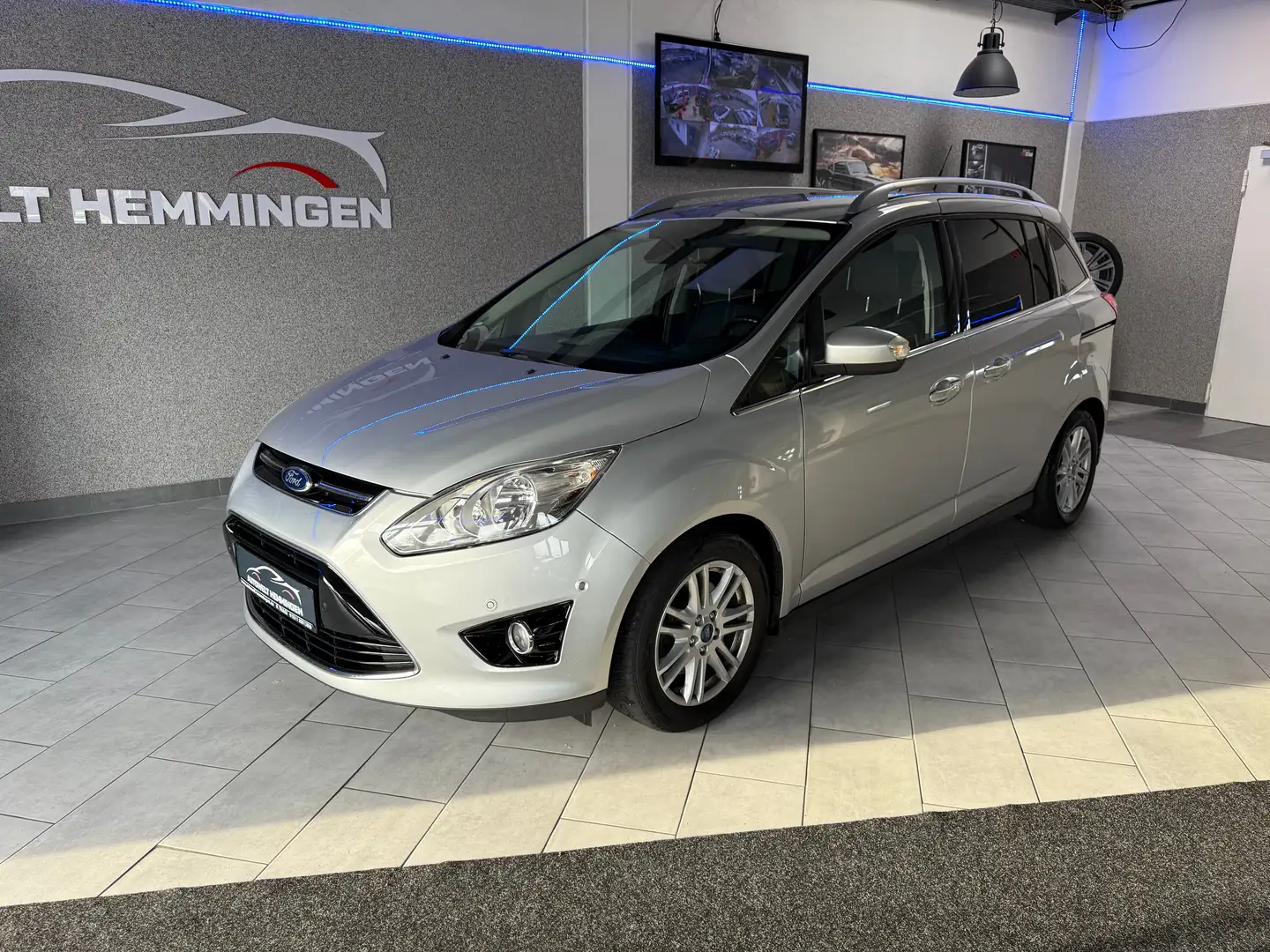 Ford Grand C-Max 2.0 Titanium*12M.Garantie*Finanzierung* Silber - 1