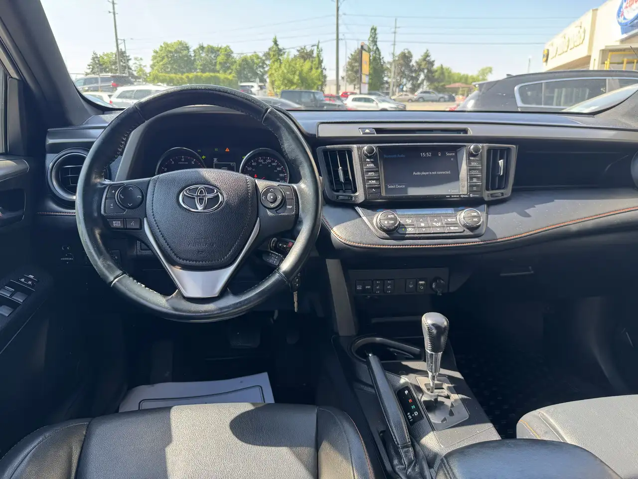 Toyota RAV 4 снимка Toyota RAV 4