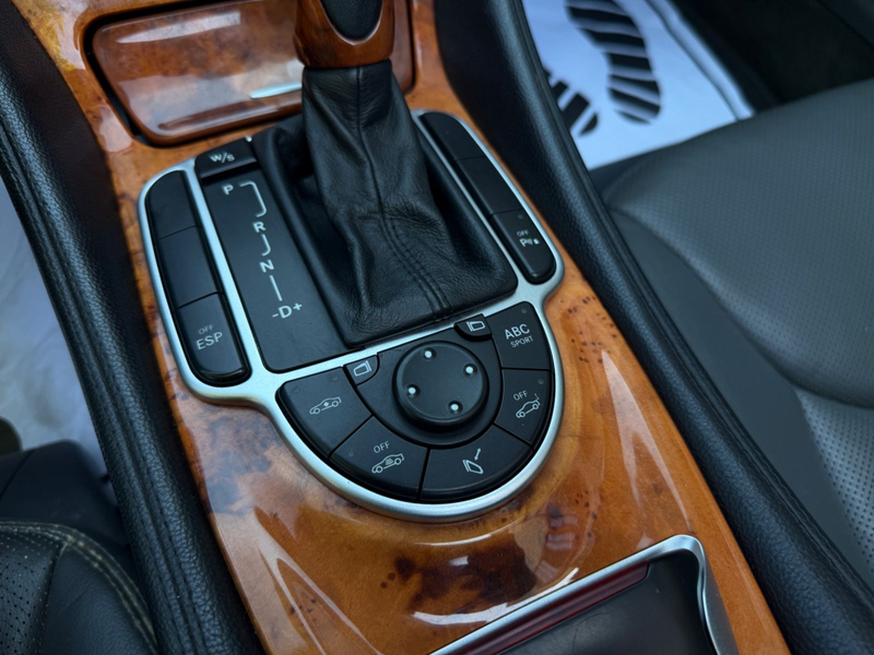 Mercedes-Benz SL 500 Roadster NAVI~LEDER~XENON~BOSE~PDC~EU4 — photo 14