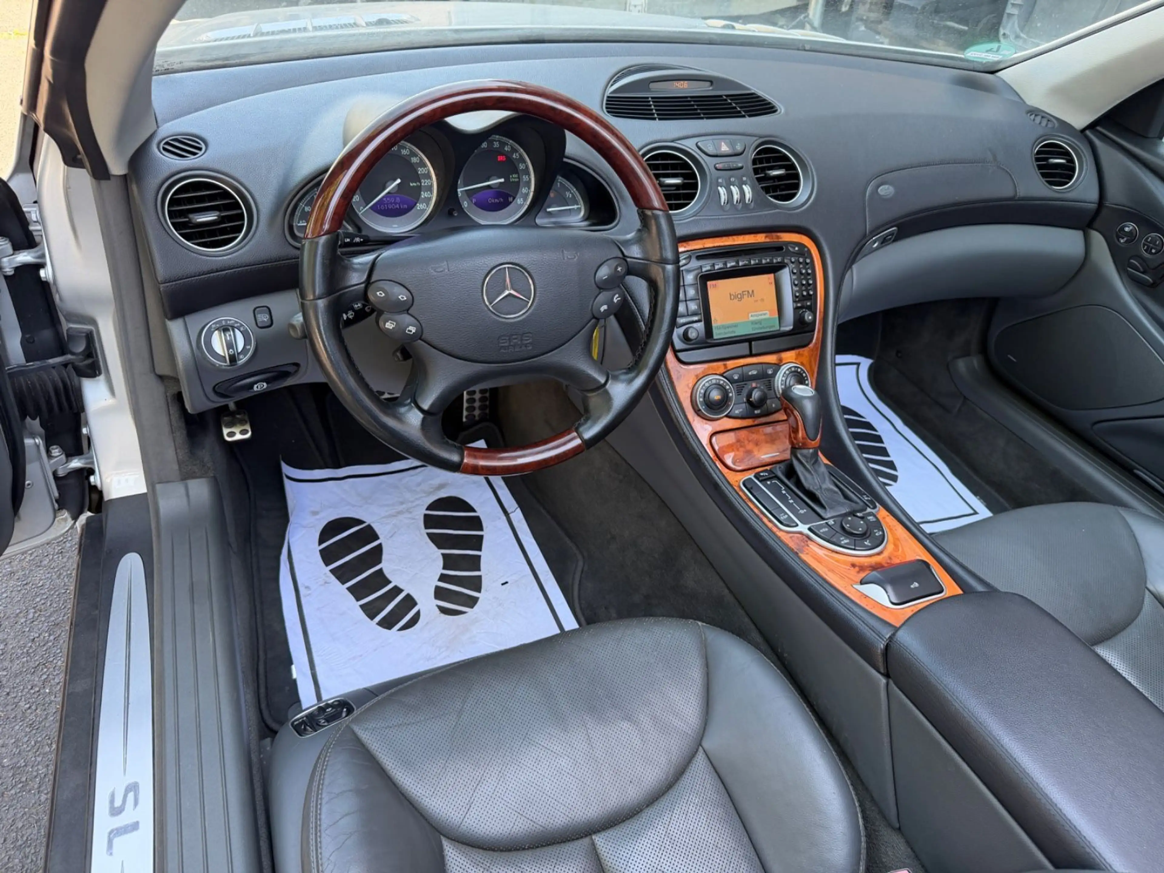 Mercedes-Benz SL 500 Roadster NAVI~LEDER~XENON~BOSE~PDC~EU4 — photo 11
