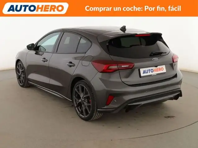 Ford Focus view 4