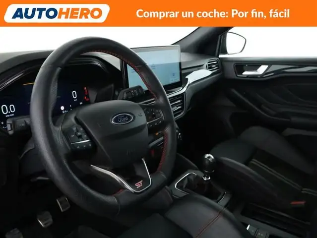 Ford Focus view 12