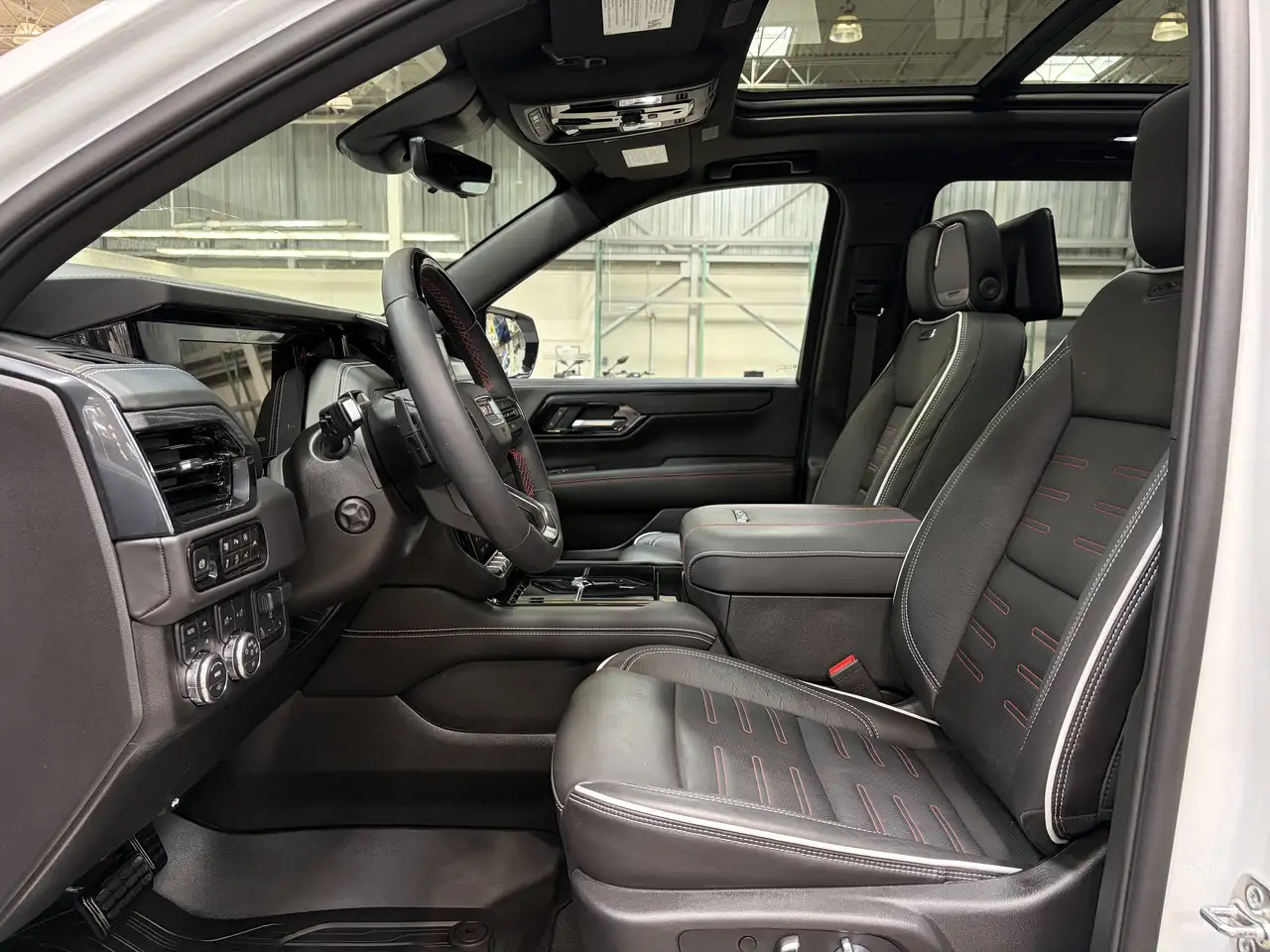 GMC Yukon снимка GMC Yukon
