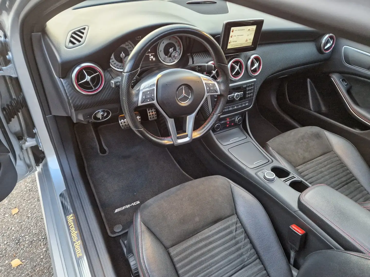 Mercedes-Benz A 180 Gris - 2