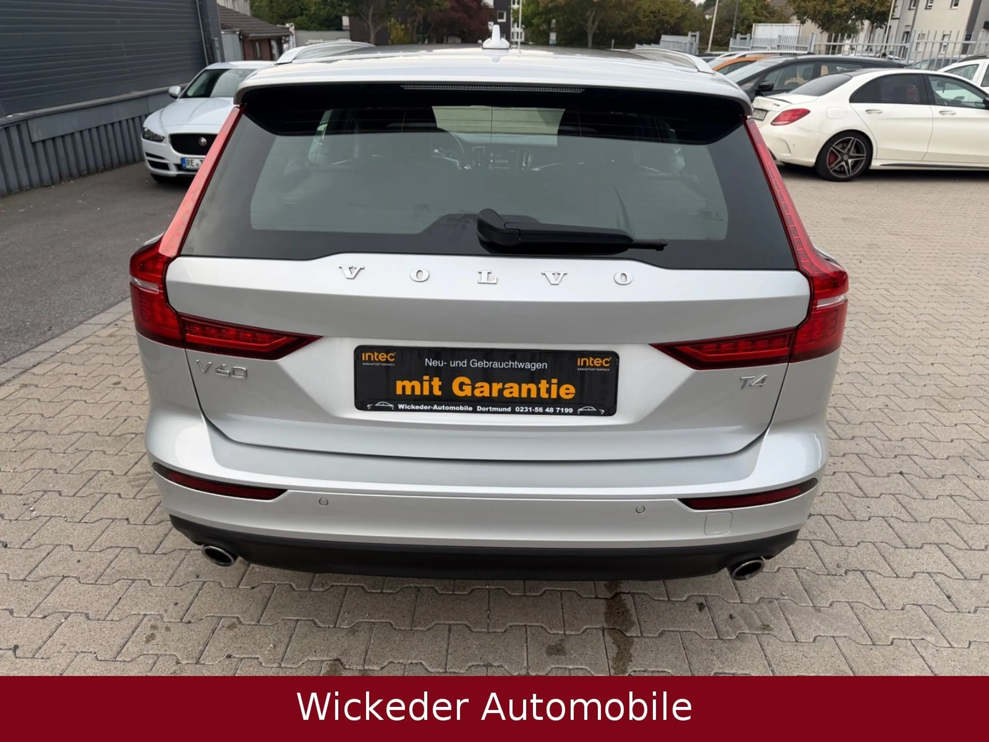 Volvo V60 Kombi Momentum Pro/Tüv Neu/Top Pflege — photo 5