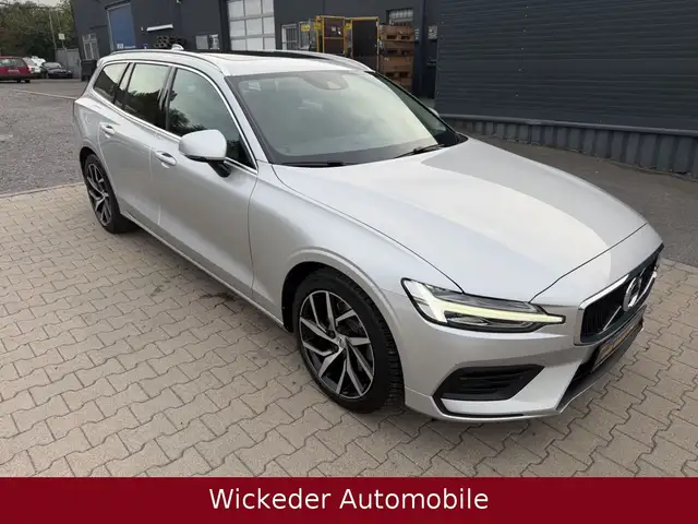 Volvo V60 Kombi Momentum Pro/Tüv Neu/Top Pflege