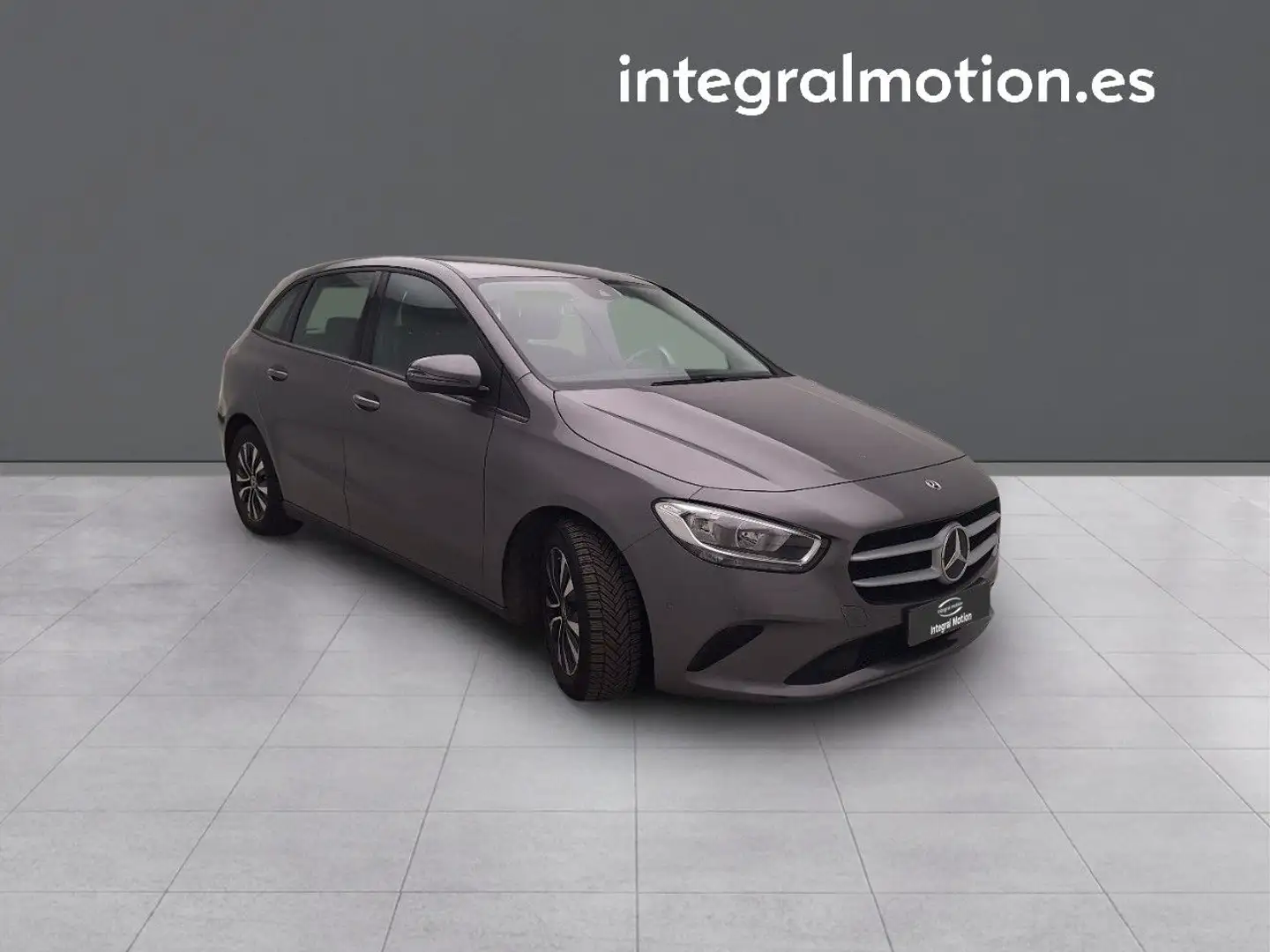 Mercedes-Benz B 180 - 1