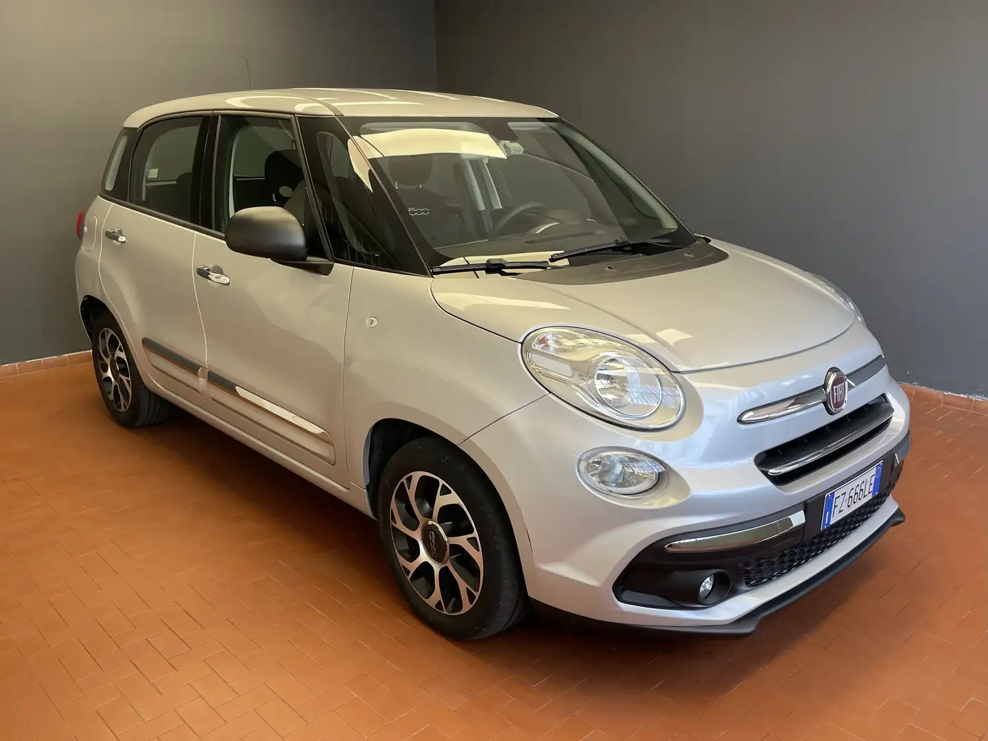 Fiat 500L 1.4 Urban 95cv my19 - Unipro - Finanziabile Argento - 1