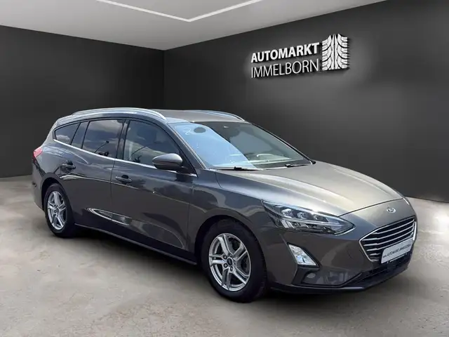 Ford Focus main image