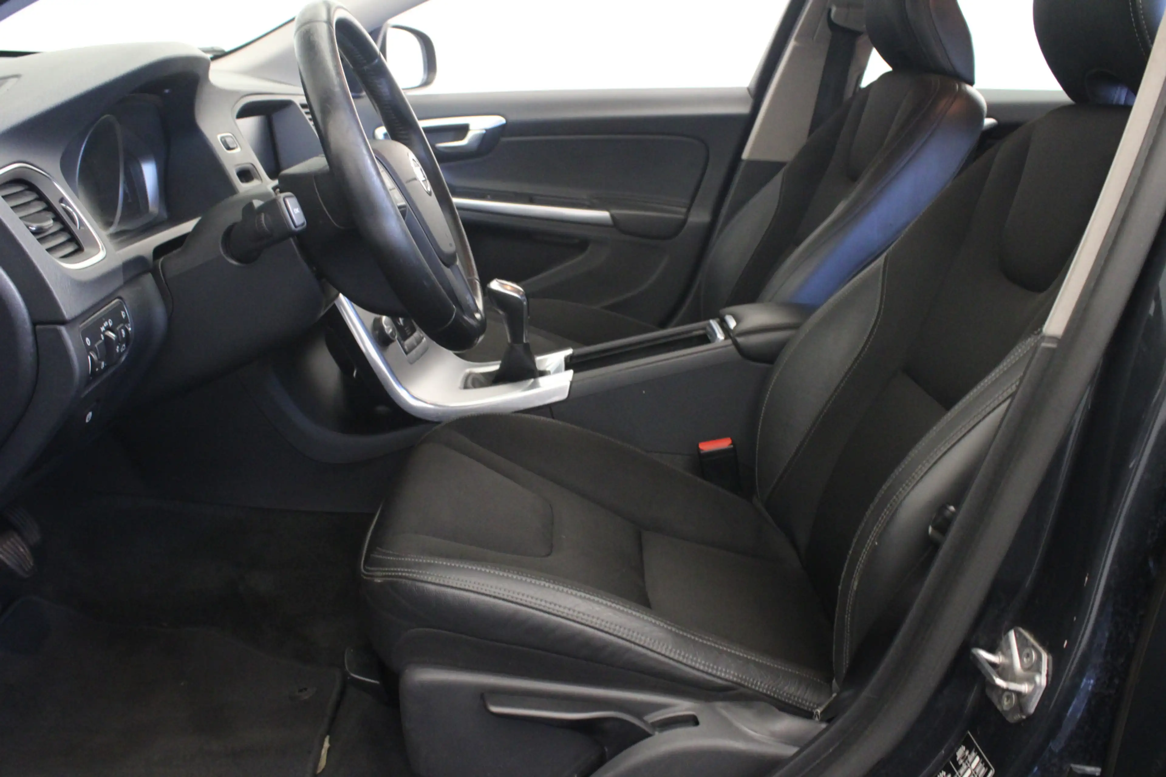 Volvo V60 2.0 D3 Summum |Navi|Stoelverw.| — photo 15