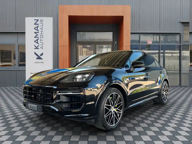 Porsche Cayenne main image