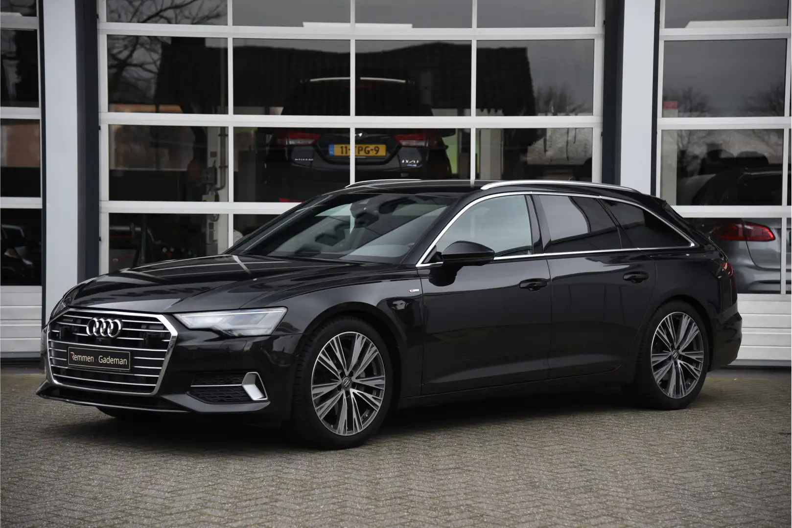 Audi A6 Avant 45 TDI quattro Sport Pro Line S Grijs - 2