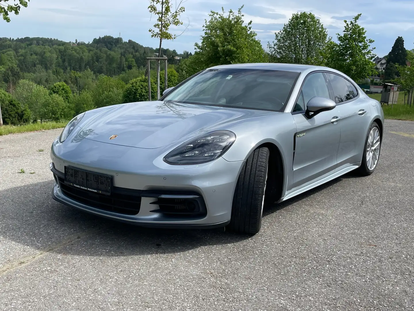 Porsche Panamera Panamera S PHEV e-Hybrid S Silber - 2