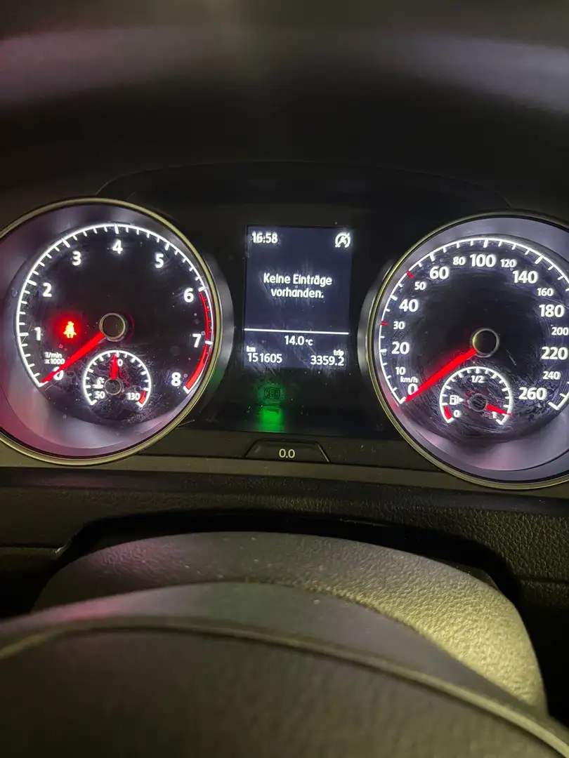 Volkswagen Golf 1.2 TSI BlueMotion Technology Comfortline - 2