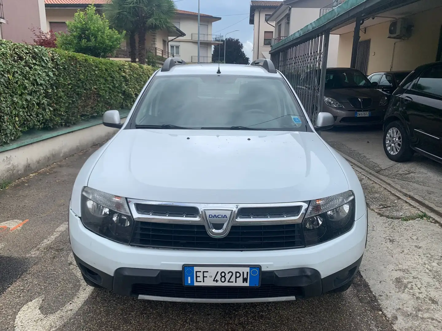 Dacia Duster Duster 1.5 dci Laureate 4x4 110cv Bianco - 2