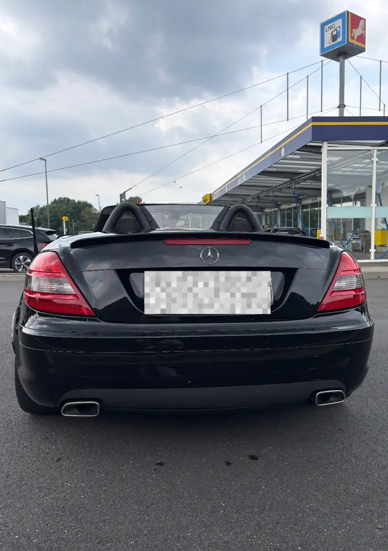 Mercedes-Benz SLK 300 Чёрный - 2