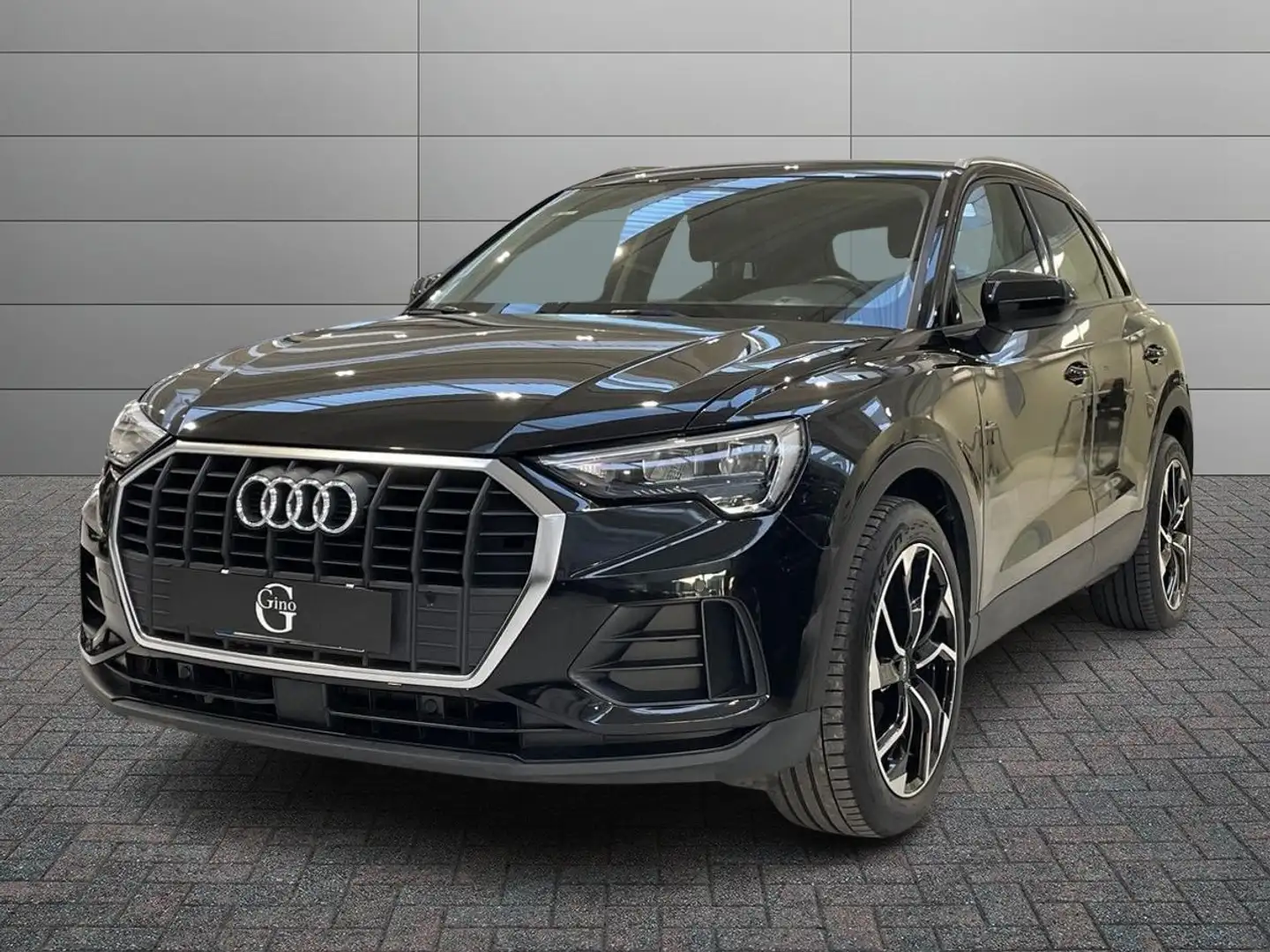 Audi Q3 35 2.0 tdi Business s-tronic Schwarz - 1