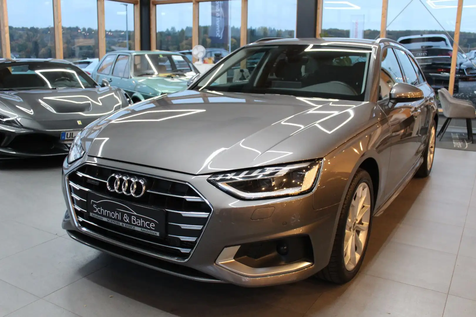 Audi A4 Avant 40 TFSI quattro S tronic advanced Grau - 1