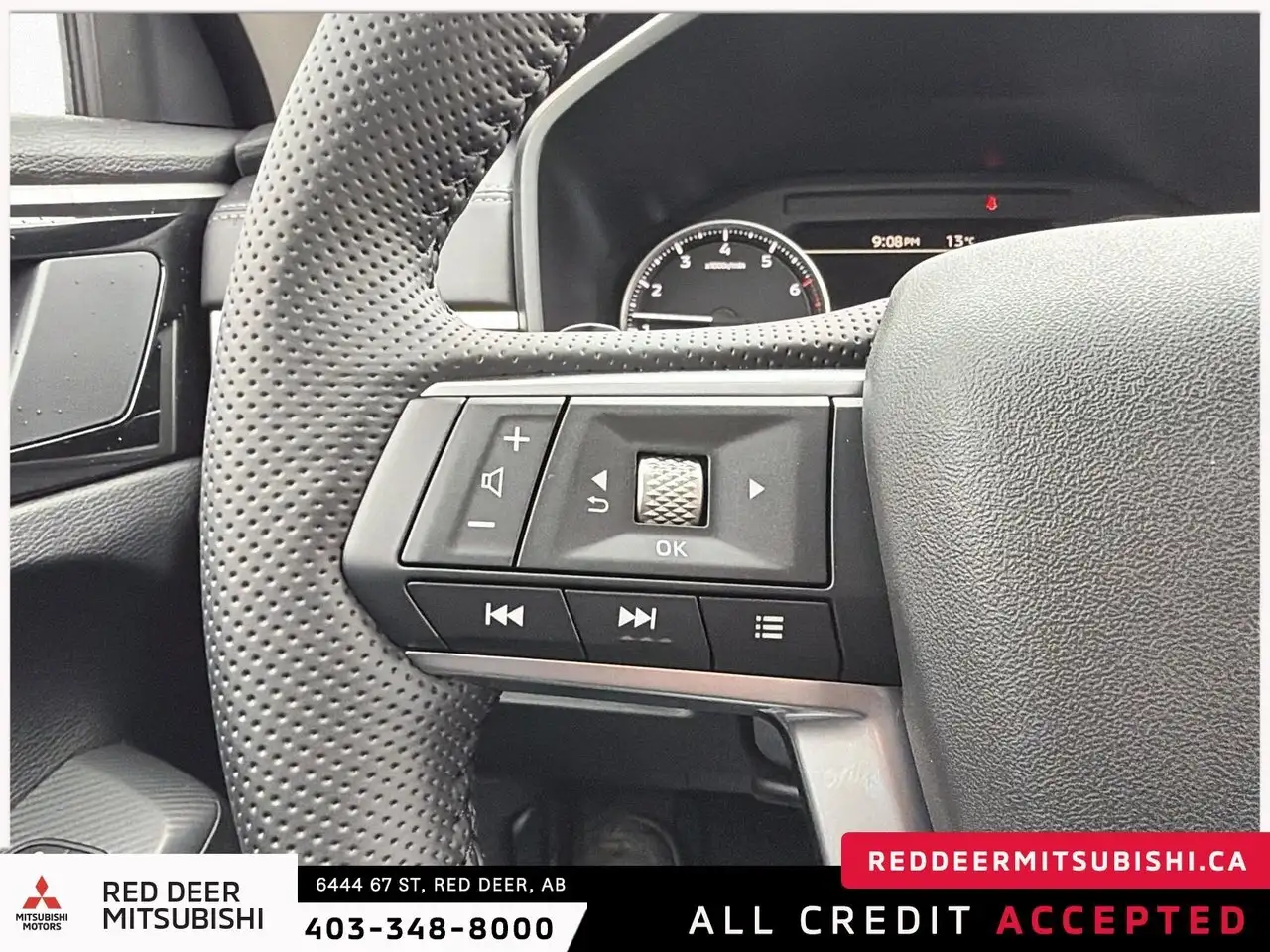 Mitsubishi Outlander снимка Mitsubishi Outlander