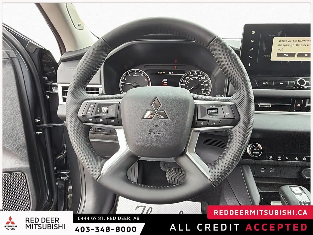 Mitsubishi Outlander снимка Mitsubishi Outlander