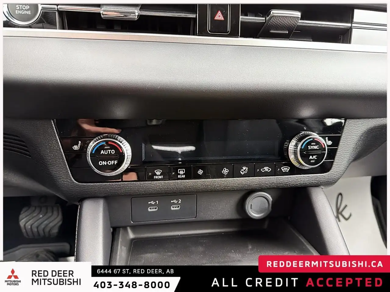 Mitsubishi Outlander снимка Mitsubishi Outlander