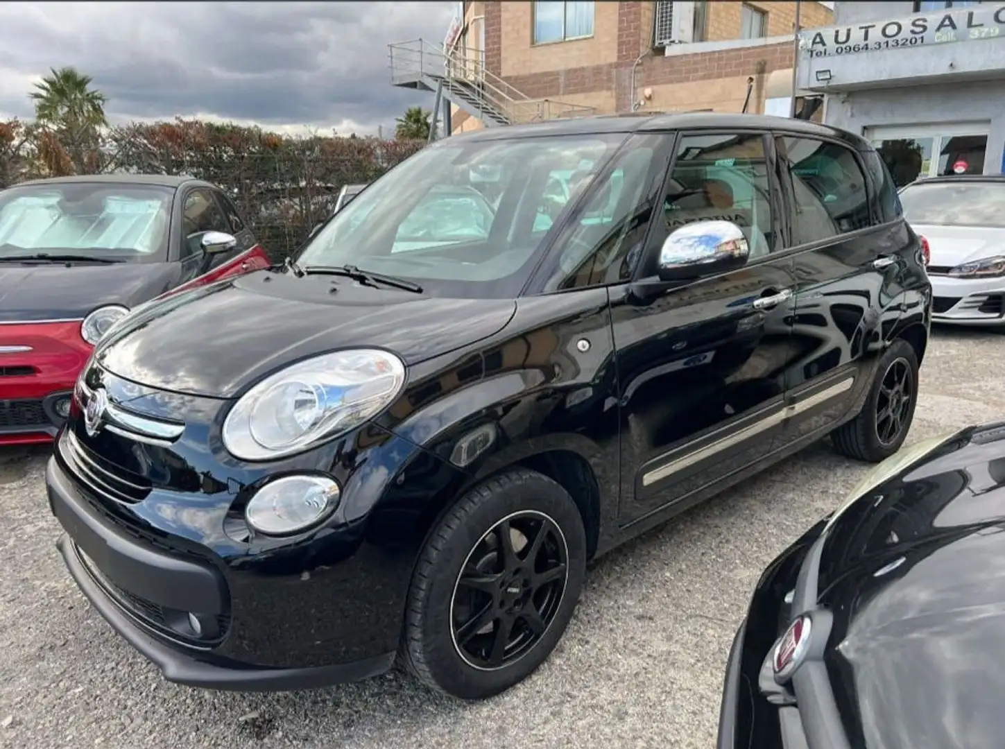 Fiat 500L 1.6 mjt Lounge 120cv Nero - 2