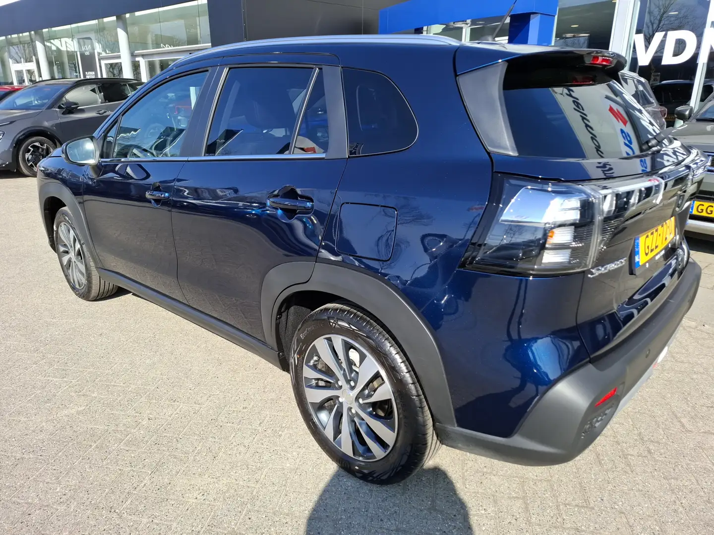 Suzuki S-Cross 1.5 Hybrid Style Demo, meest luxe uitvoering per d Blauw - 2