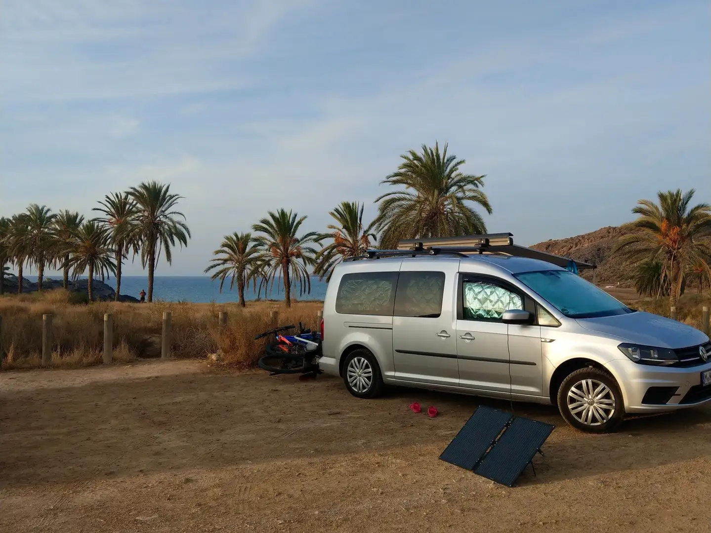 Volkswagen Caddy Caddy TSI BMT 1.4 TSI (5-Si.) Maxi Camper Argento - 2
