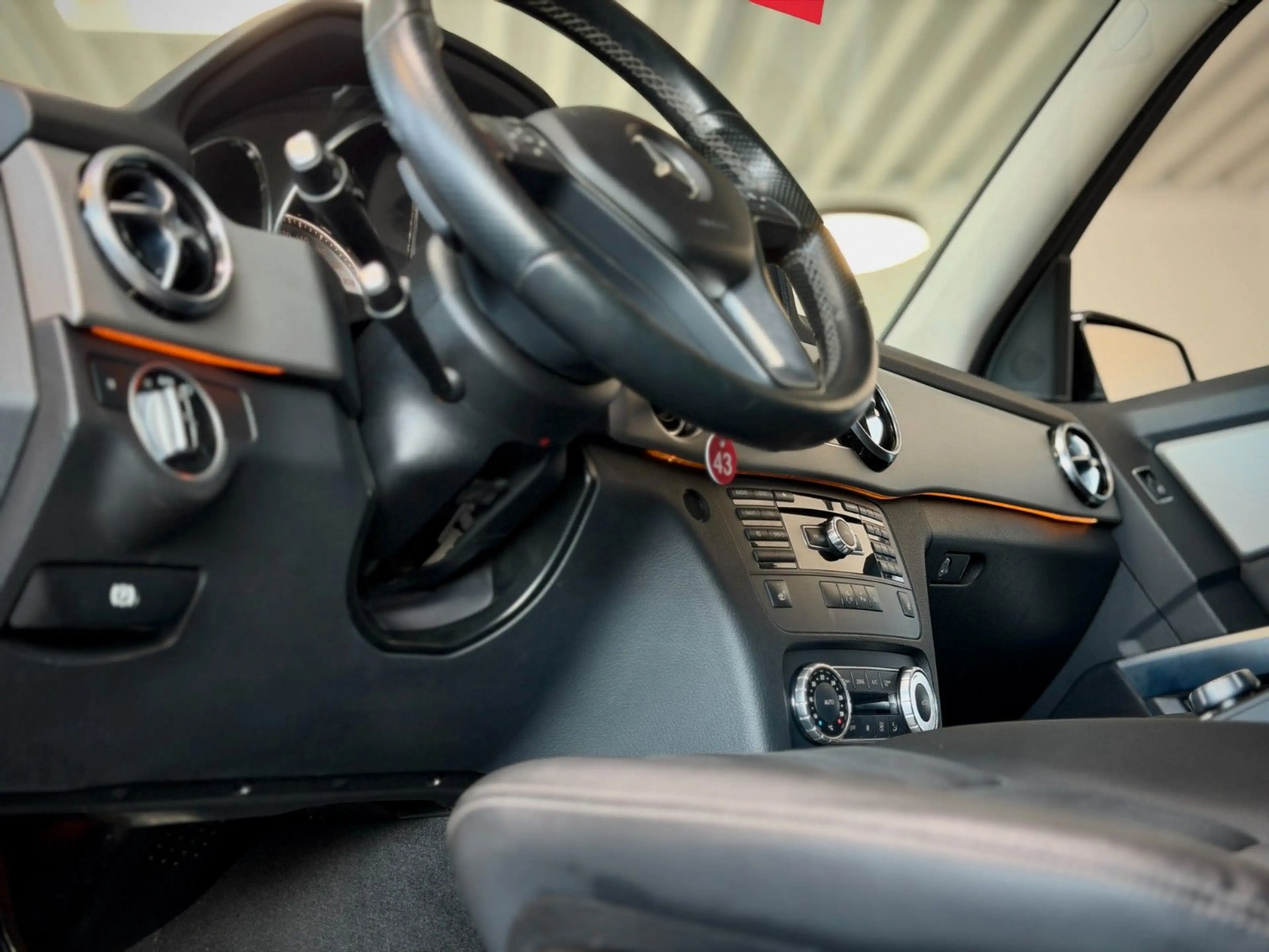 Mercedes-Benz GLK 220 4Matic *Pre-Safe*Bi-Xenon*ILS*FernASS* — photo 12