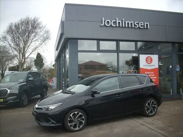Toyota Auris Design Edition AHK ALU 17" Sitzheizung